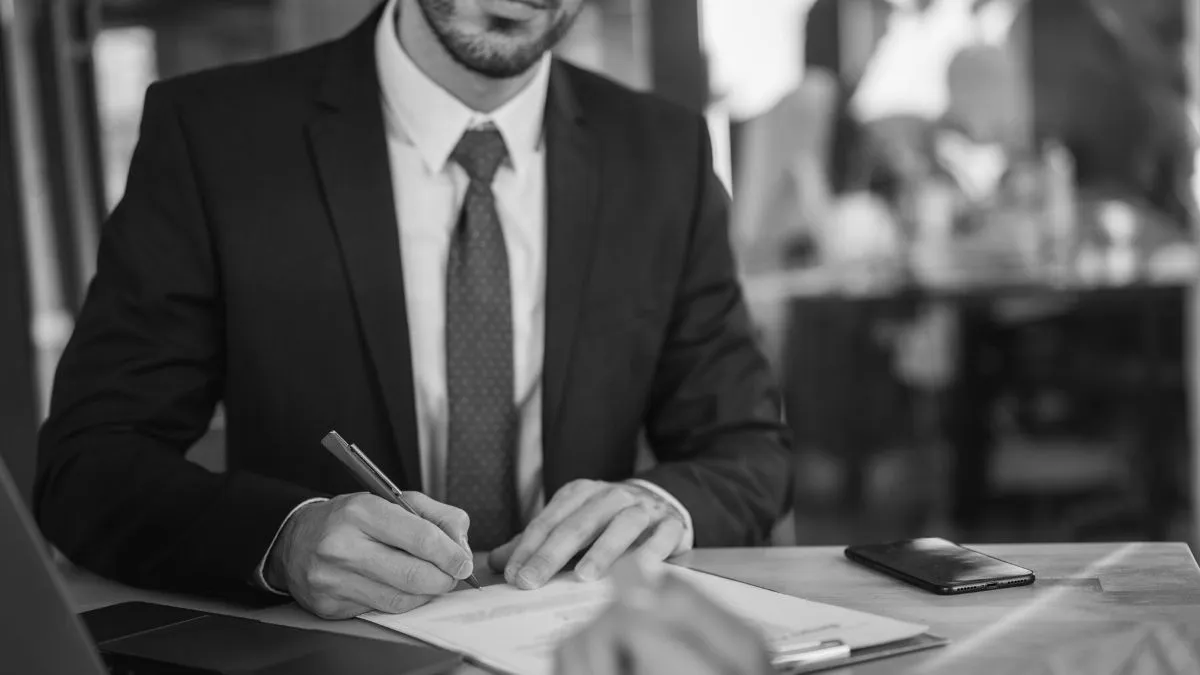 Os perigos de contratos imobiliários mal elaborados: como evitar problemas legais