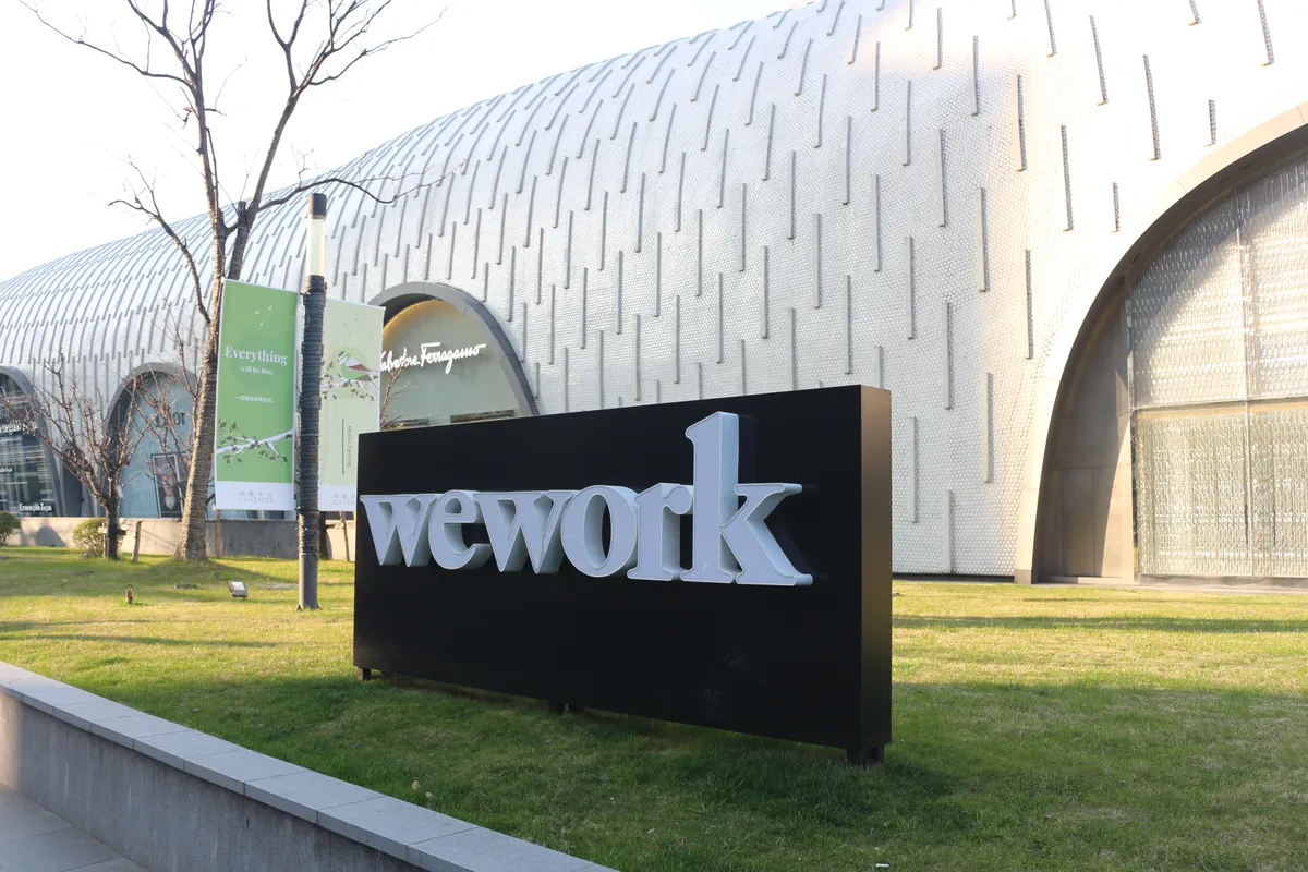 WeWork* planeja demissão em massa